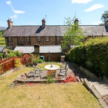 3 Railway * Long Marton