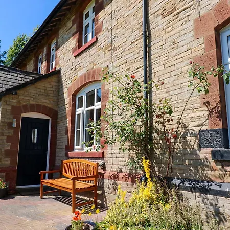 3 Railway Holiday home *